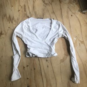 White long sleeve wrap.